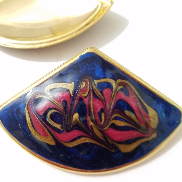 Vintage Pierced Earrings Blue Magenta Metal Fan Shape - Picture 2 of 7